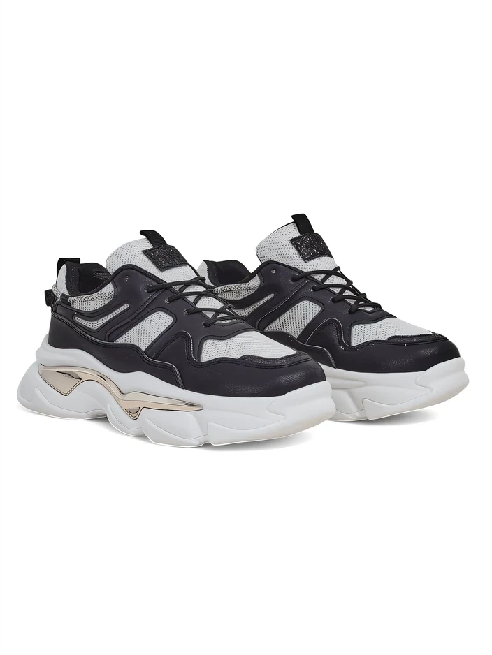 Resti Women's sneakers on thicker sole Lesalli