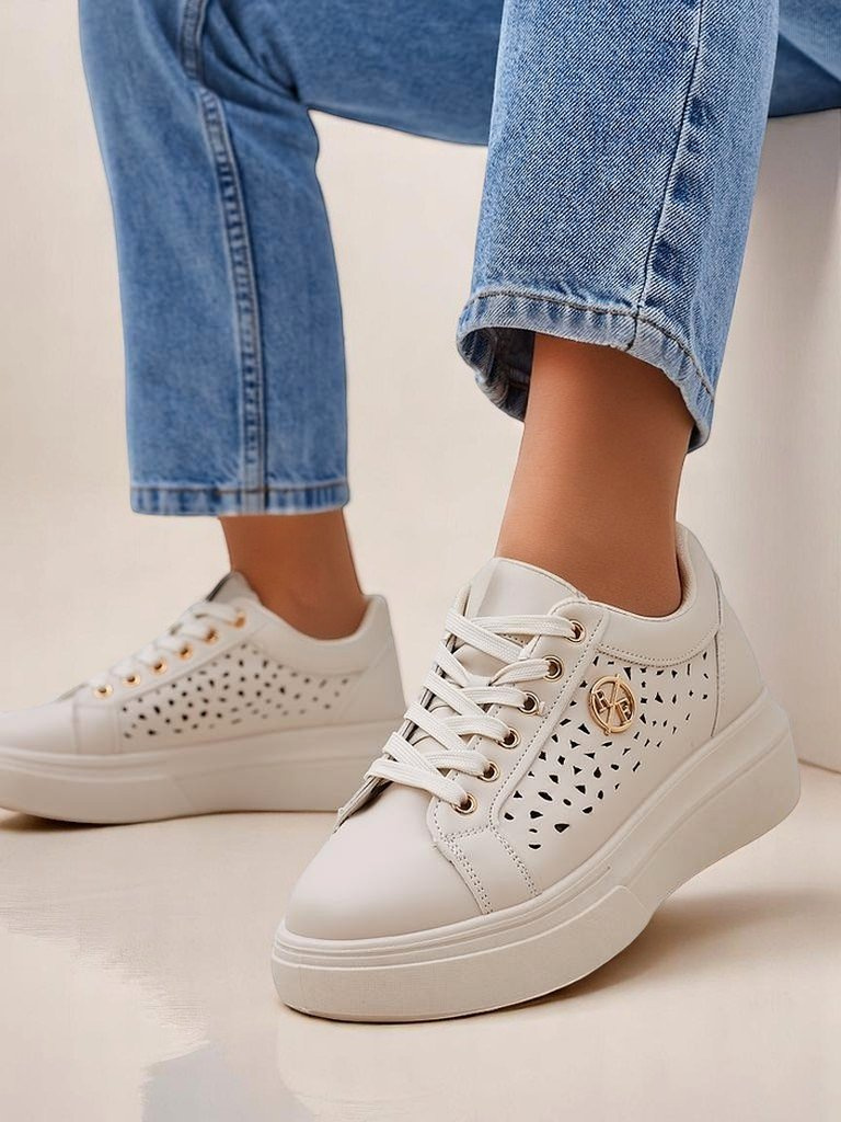 Resti Womens lace-up sporty sneakers Leopess