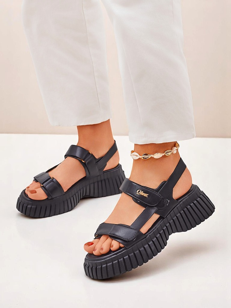 Resti Royal Fashion Women&#039;s chunky-soled Hortez sandals