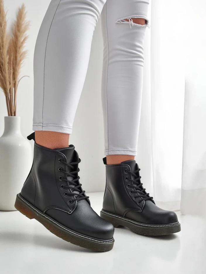 Resti Women's Boots Frioze