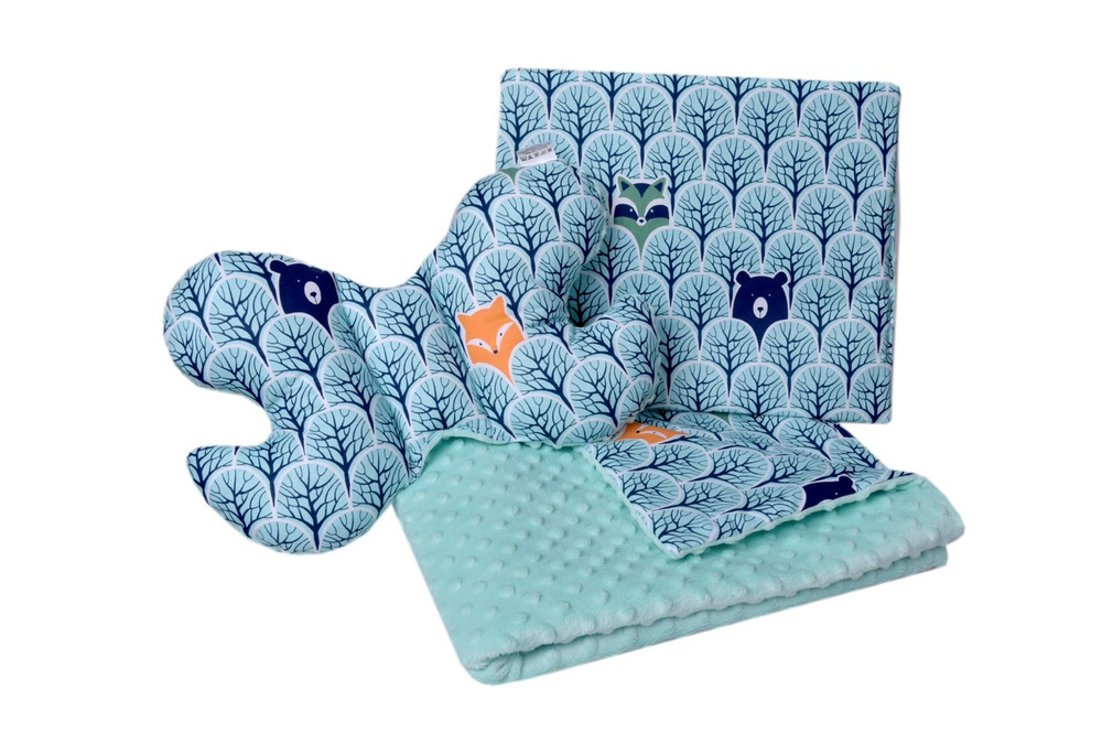 Medi Partners Quilt set with a stroller pillow + butterfly – Forest + minty minky