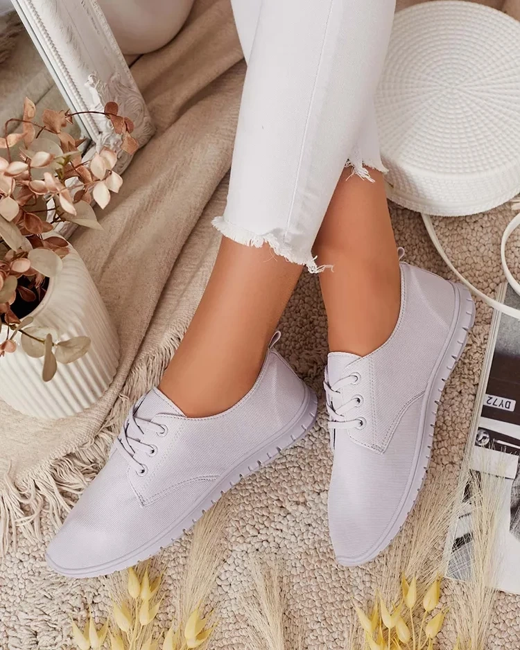 Resti Women's Peonis Sneakers