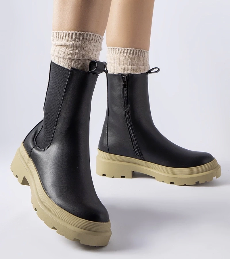 Gemre Botine negre cu talpă verde de măsline Georgette
