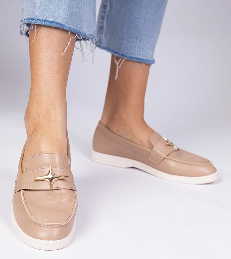 Gemre Mocasini de damă bej închis cu decorațiune aurie Senna