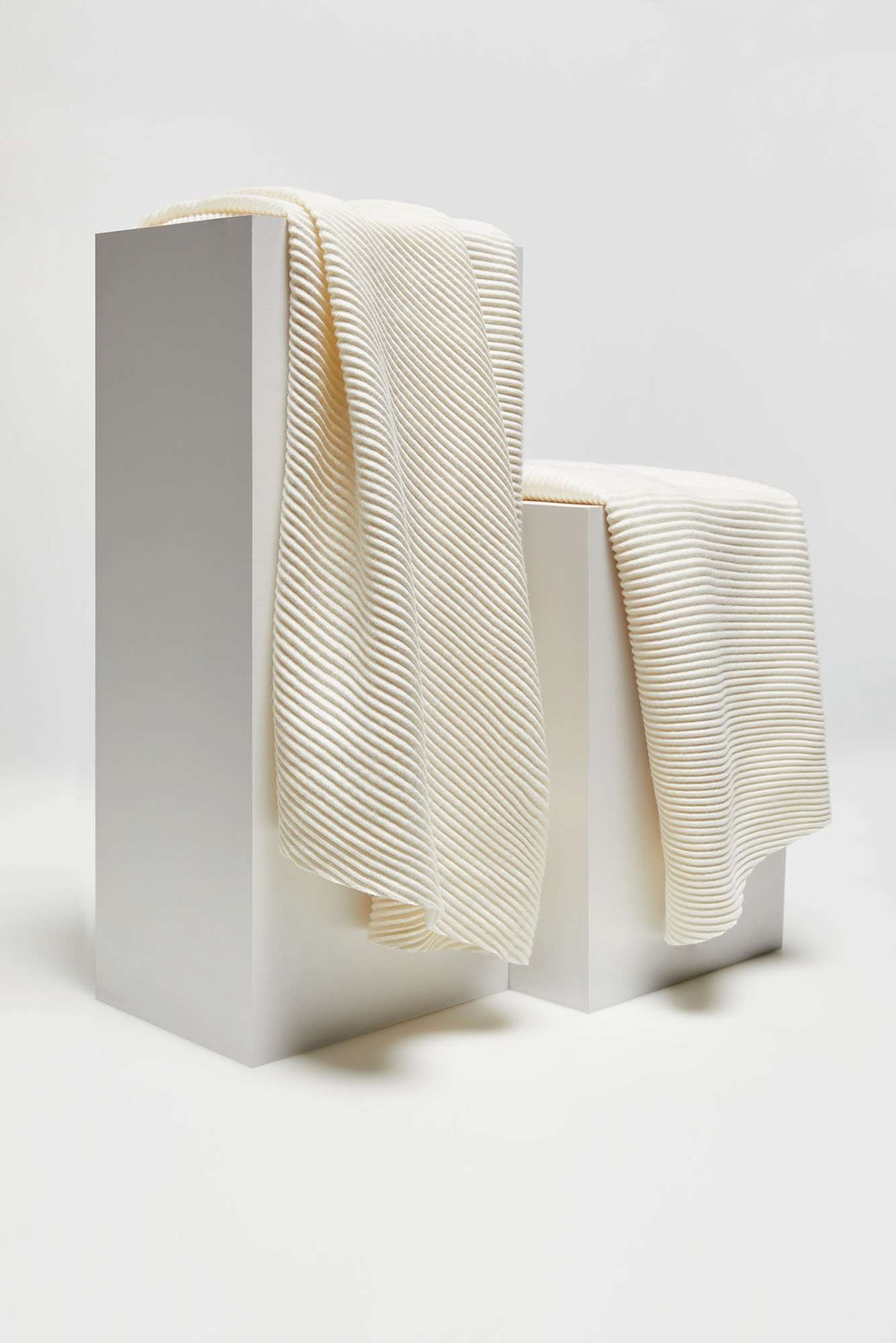 Marisse Ribbed Pearl Scarf