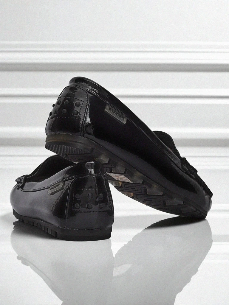 Resti Women&#039;s Cyra Nero Moccasins made of patent eco-leather, classic Italian style