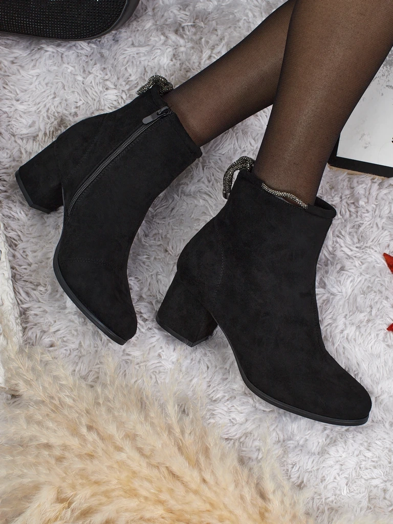 Дамски боти до глезена с токчета Resti Ornella