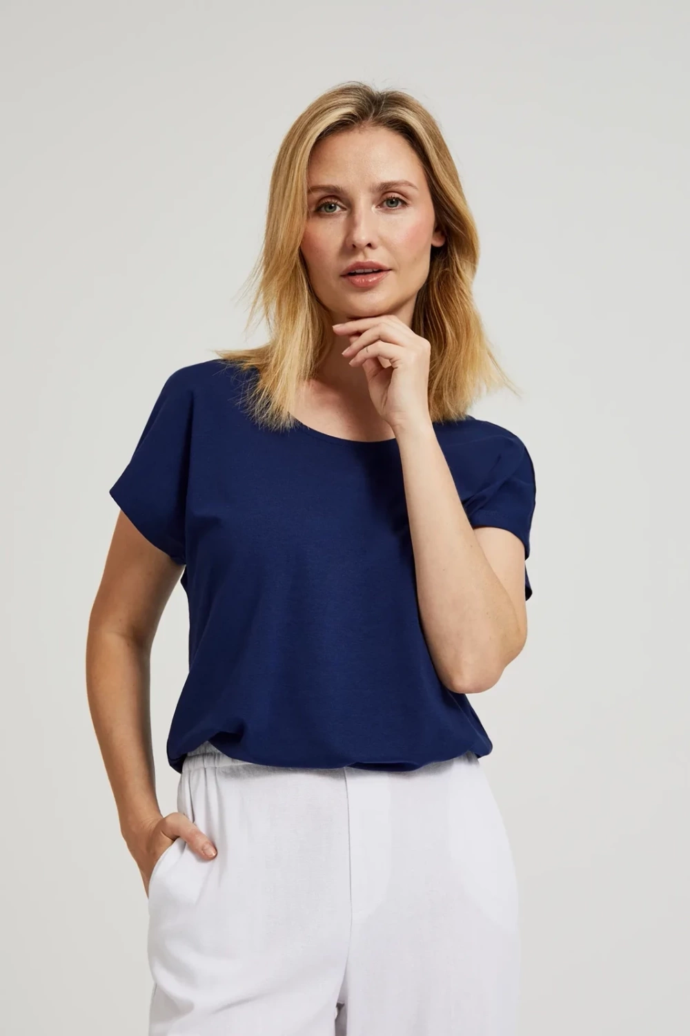 Women's blue T-shirt with back neckline MOODO - navy blue