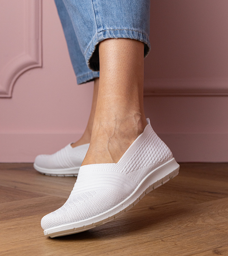 Gemre Adidași albi de damă Makana