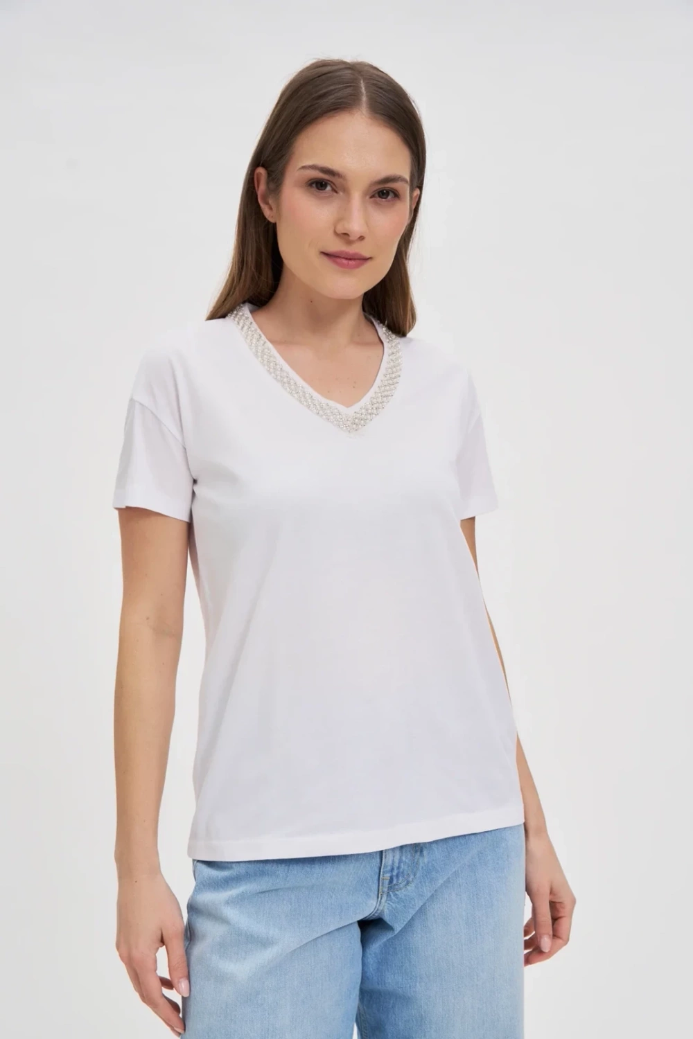Marisse T-Shirt With Decorative Neckline, White
