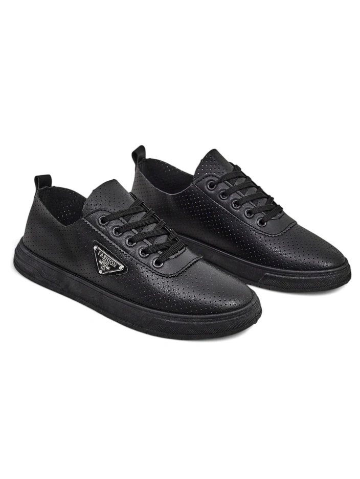 Resti Lace-up women's sporty shoes with a print Fennie