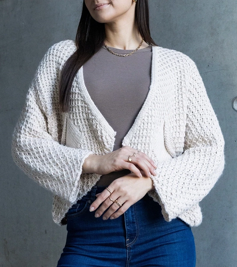 UR/CEO White open front cardigan Nira