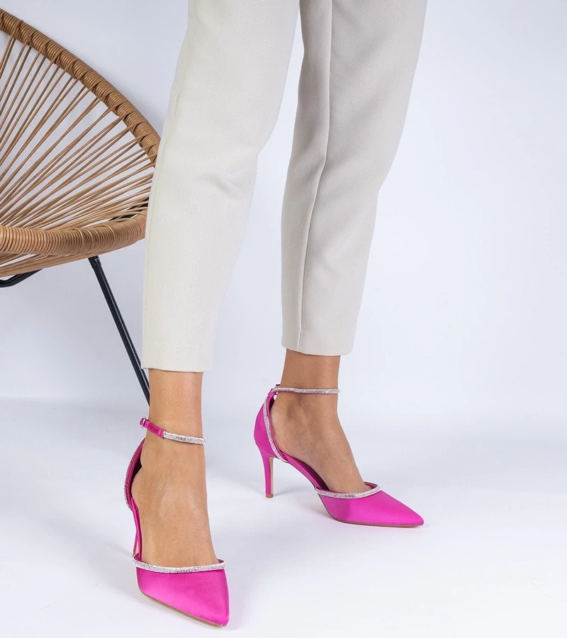 Gemre Pantofi roz cu toc din satin decorați cu cristale Fugatto