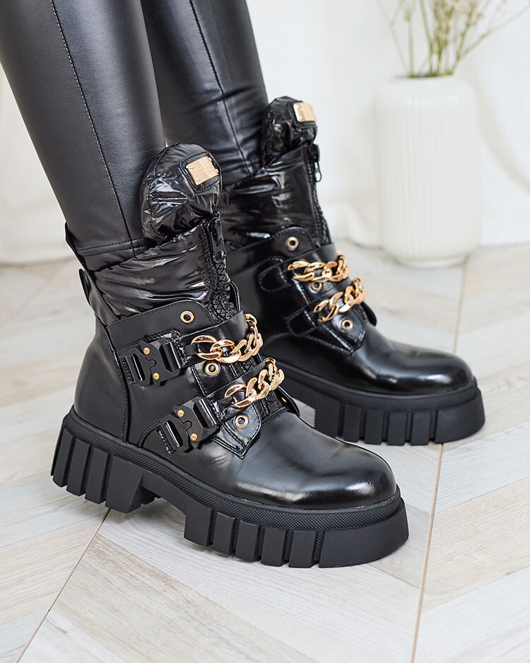 Resti Women&#039;s black boots with Ebidef chains