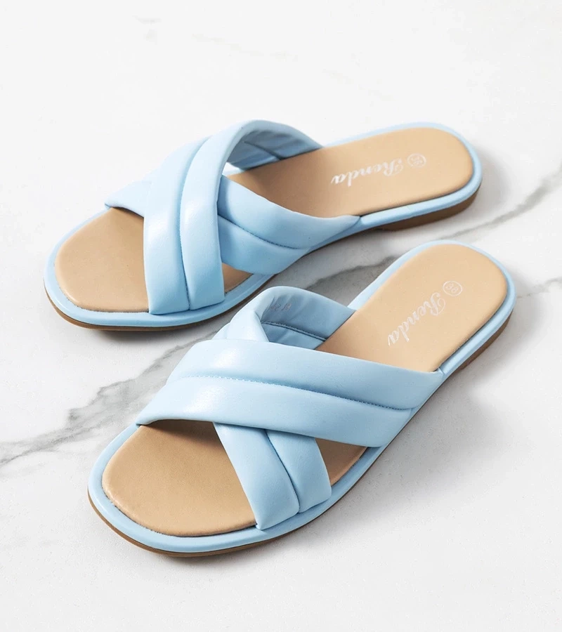 D/CEO White slides Ypsy