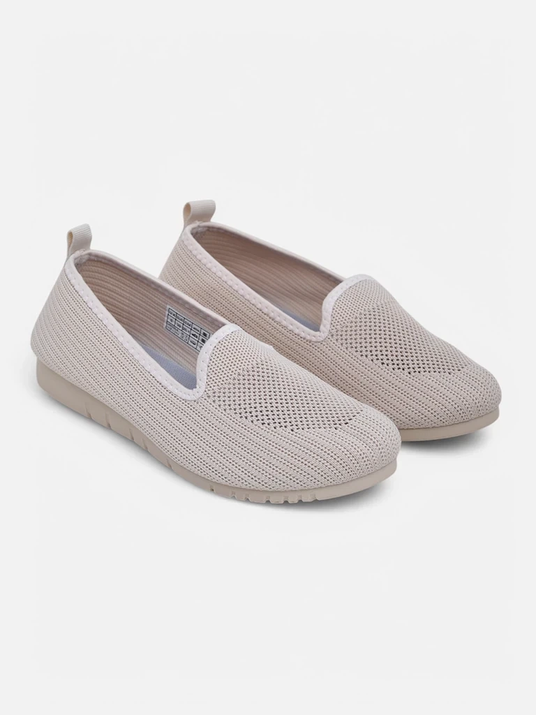 Resti Women's Fabric Moccasins Caerit
