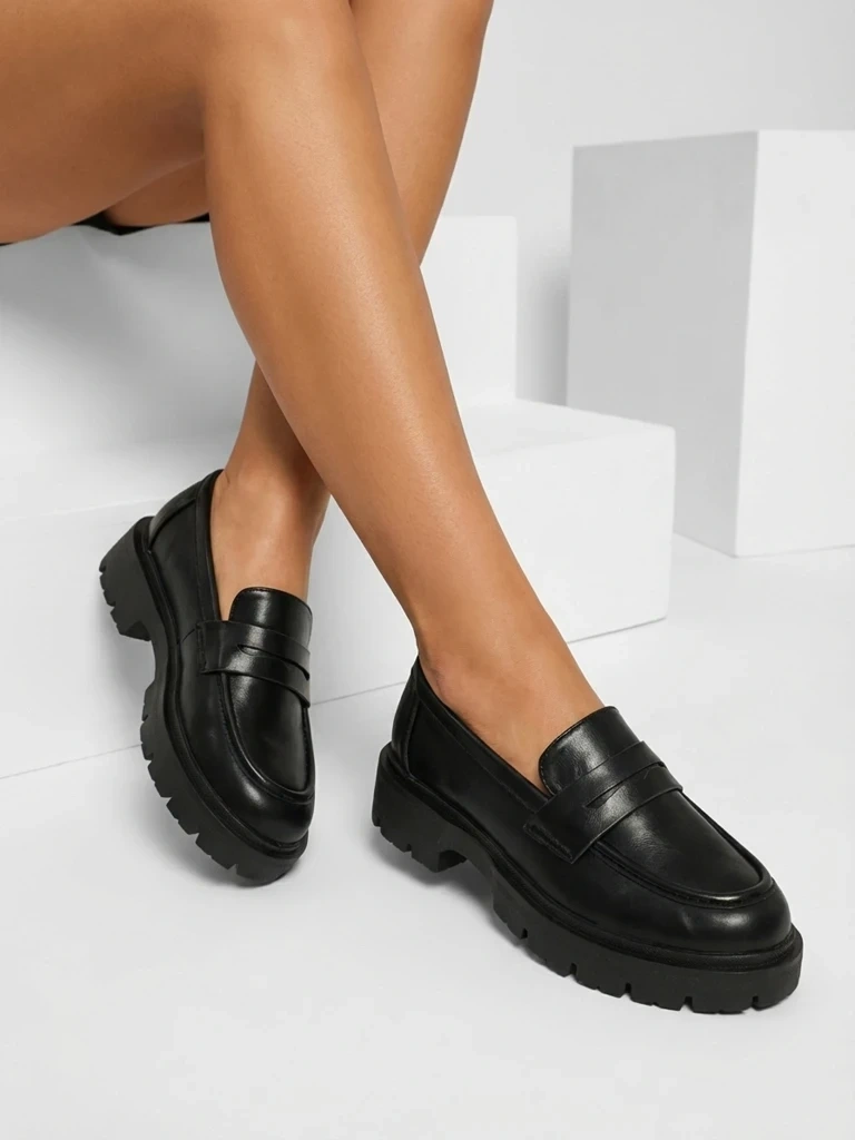 Дамски мокасини с дебели подметки Olifes