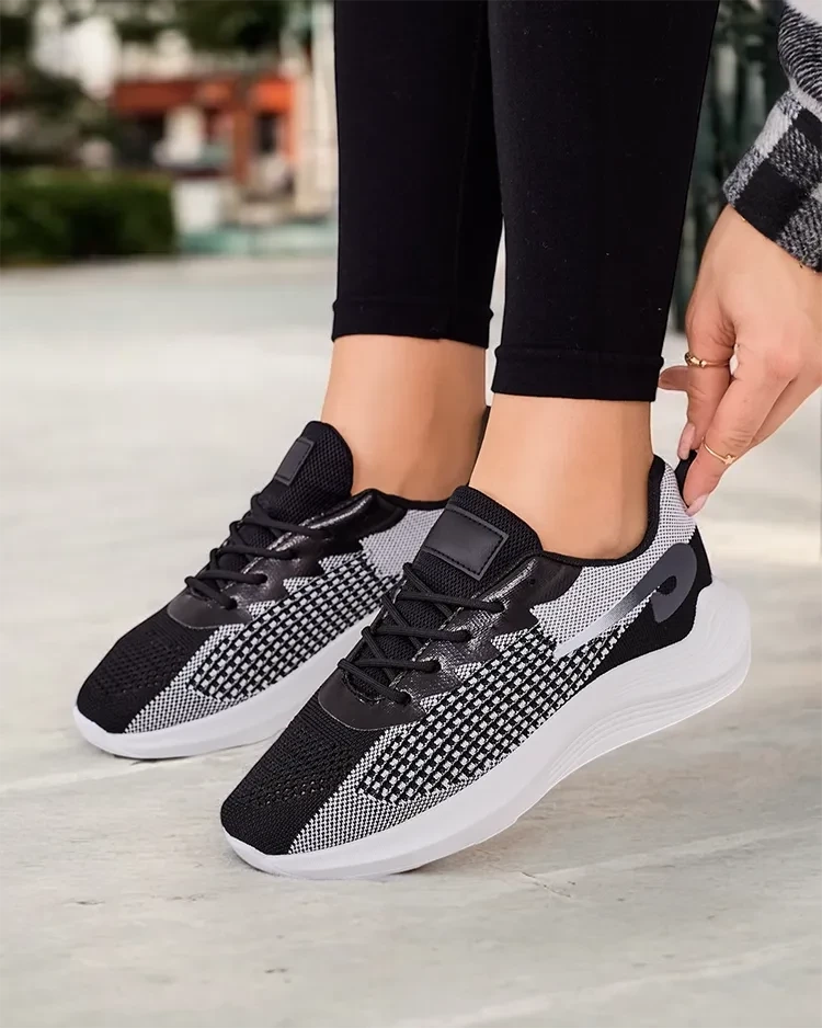 Resti Women's Fabric Sports Shoes Megme