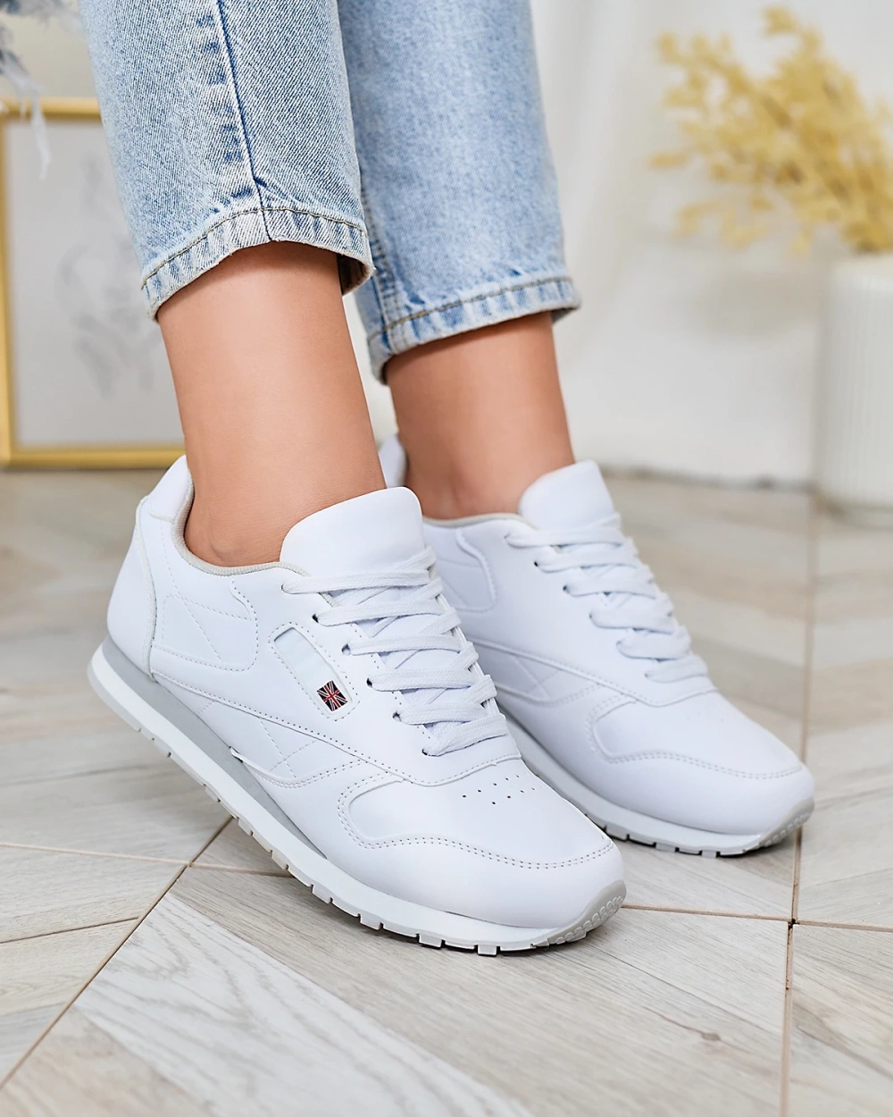 Resti Classic Women&#039;s White and Gray Sports Shoes Reurabos