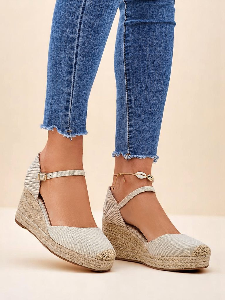 Resti Baylaa women’s backless wedge sandals