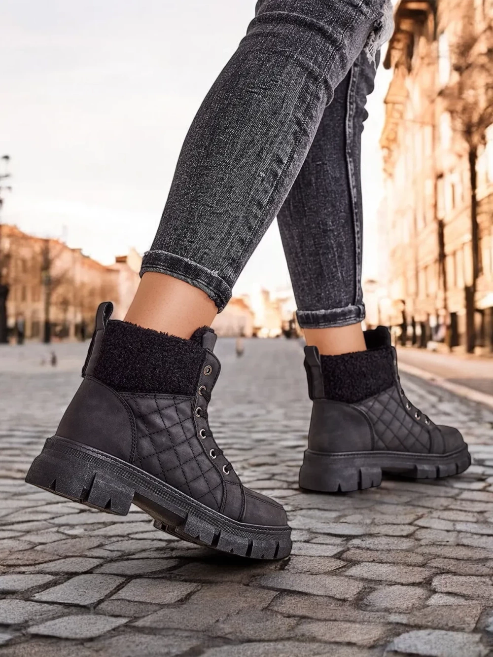 Resti Black women&#039;s insulated trapper boots Hogenaf
