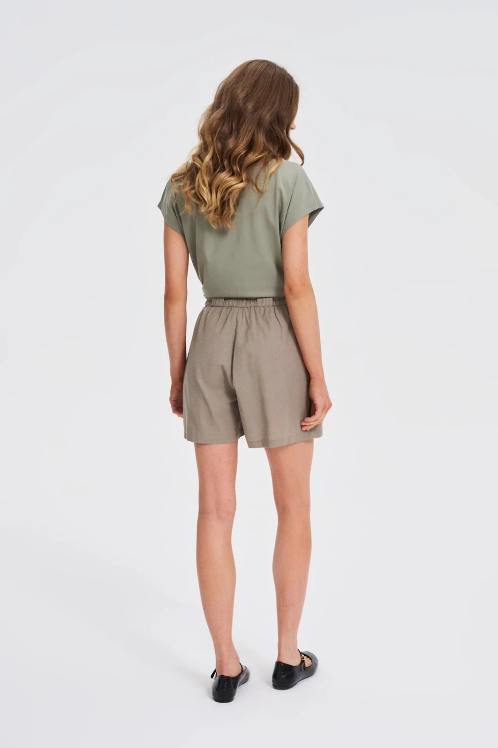 Marisse Loose Olive Shorts