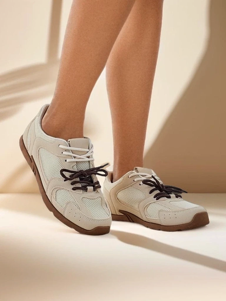 Resti Women&#039;s Sports Sneakers Erir