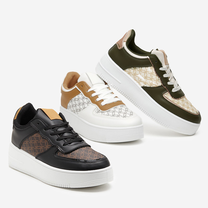 Resti Black women&#039;s sports shoes with Glou print - Footwear