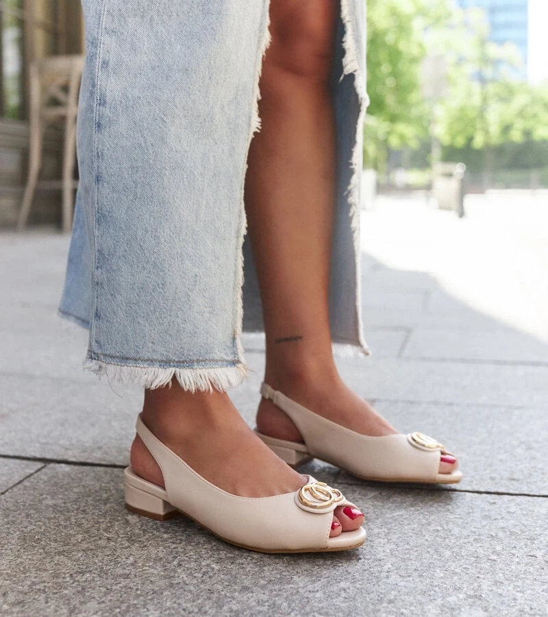 D/CEO Black sandals on a block heel Millo