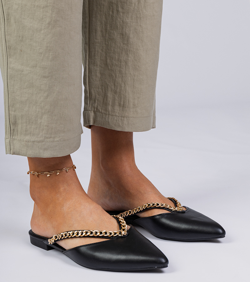 marka niezdefiniowana Black elegant slides decorated with a chain Gerita