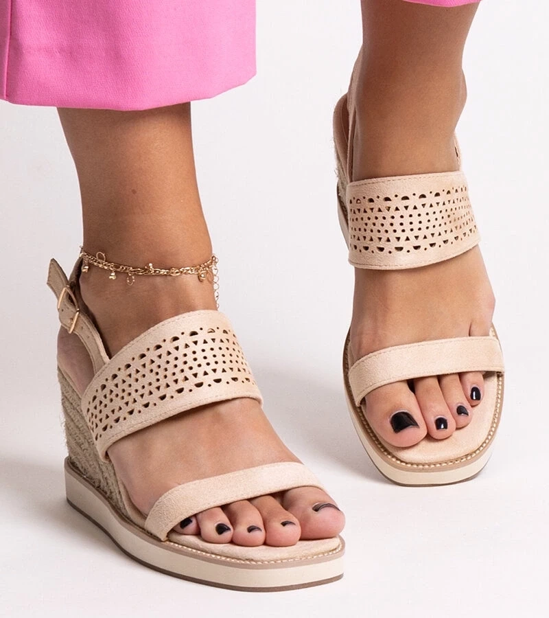 Gemre Sandale bej cu platforma Muhja