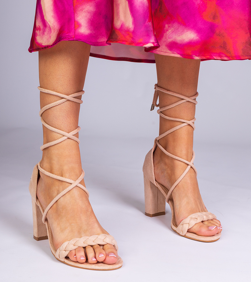 marka niezdefiniowana Beige lace-up block heel sandals Elesinda