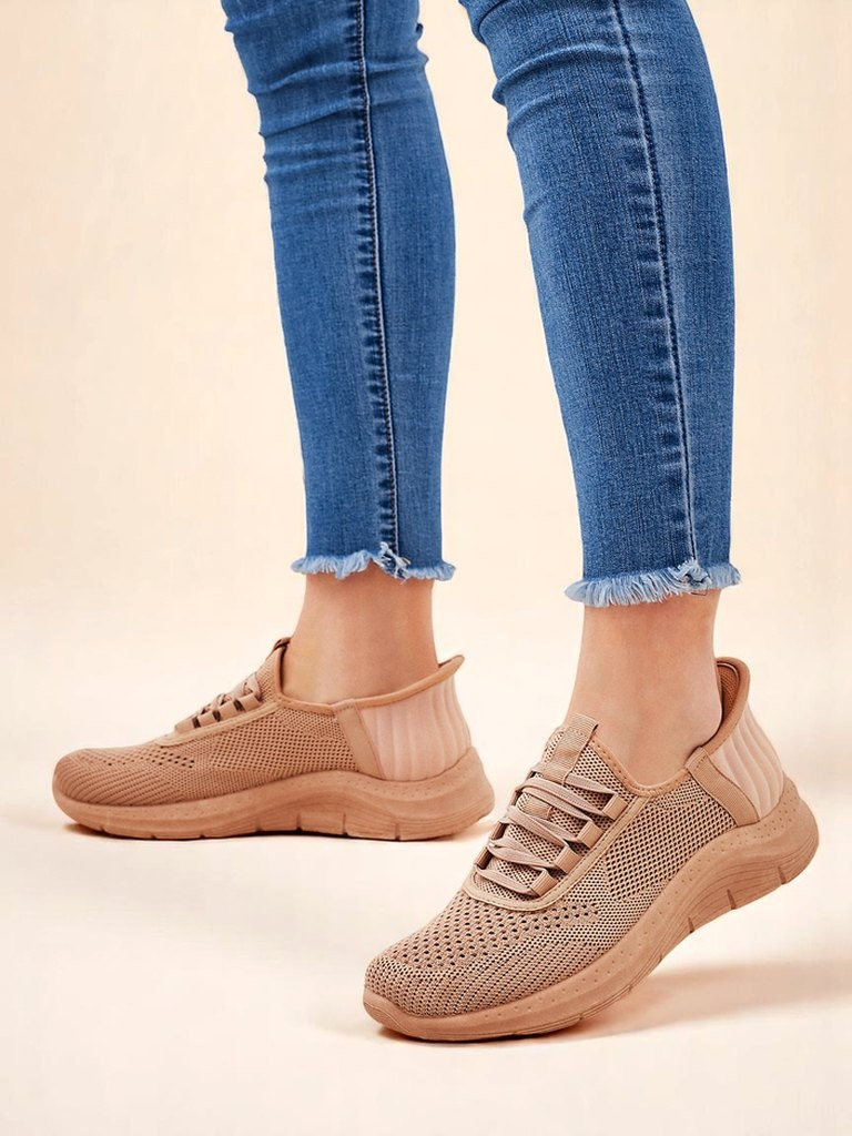 Resti Slip-on womens fabric sports shoes Arrate