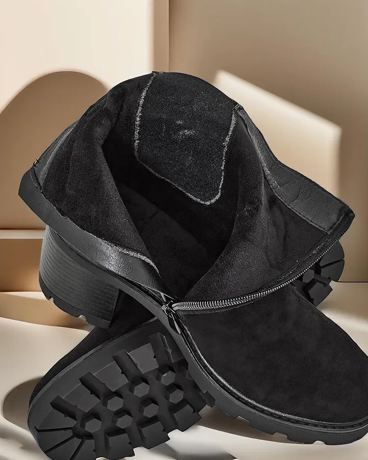 Resti Eko-suede women&#039;s ankle boots on a post Weggis
