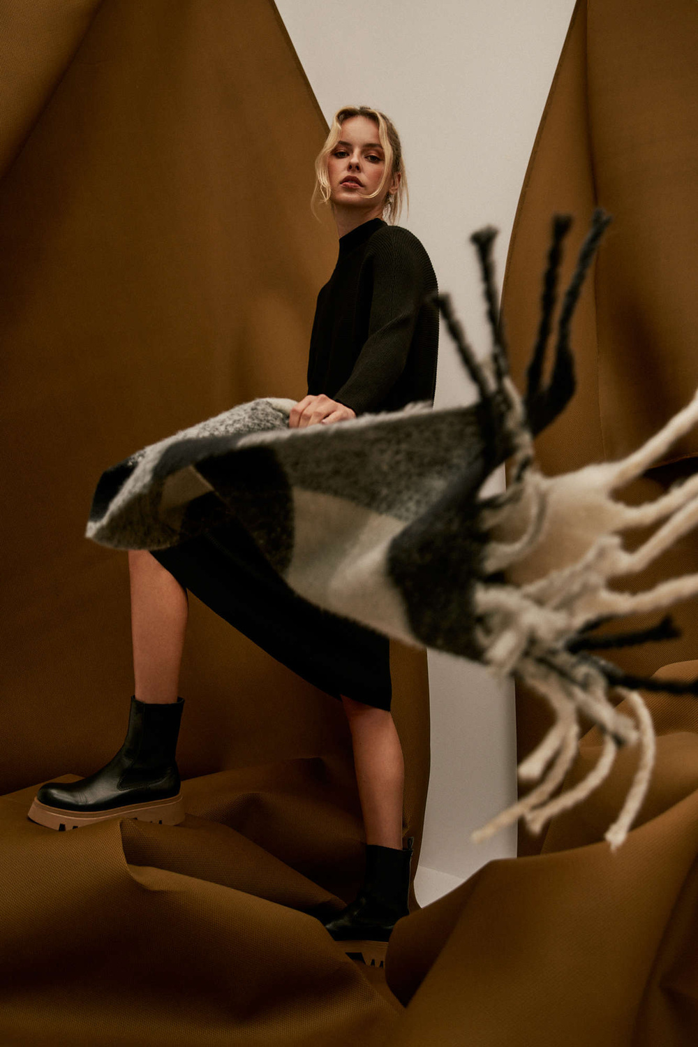 Marisse Check scarf with fringes