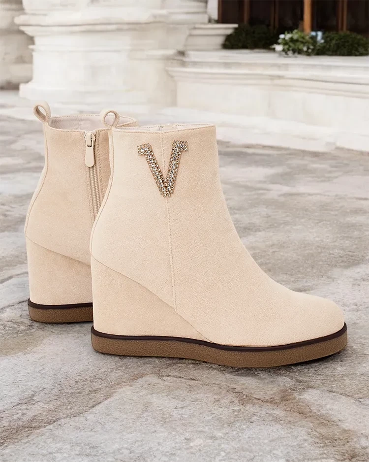 Resti Nerias women's boots on heels
