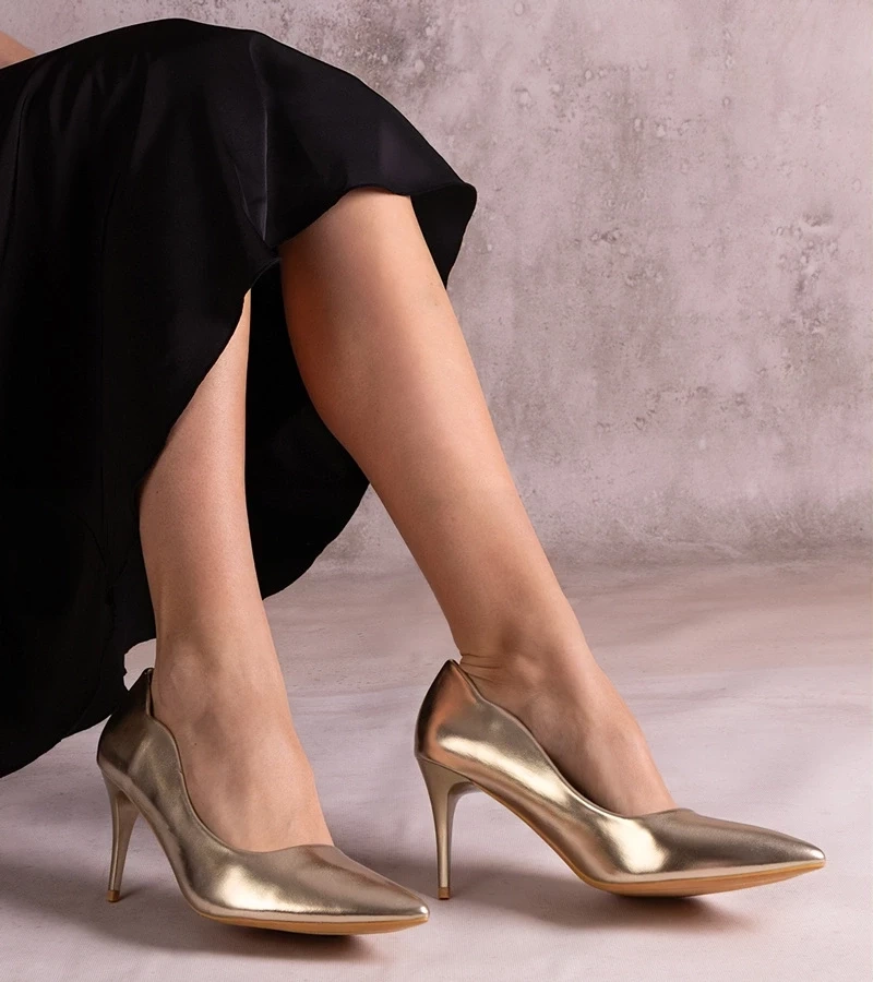 marka niezdefiniowana Pantofi stiletto aurii lăcuiți Kalime