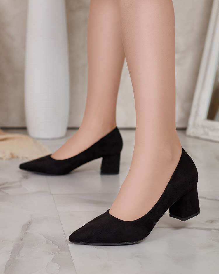 Resti Women&#039;s Agandda low heel pumps