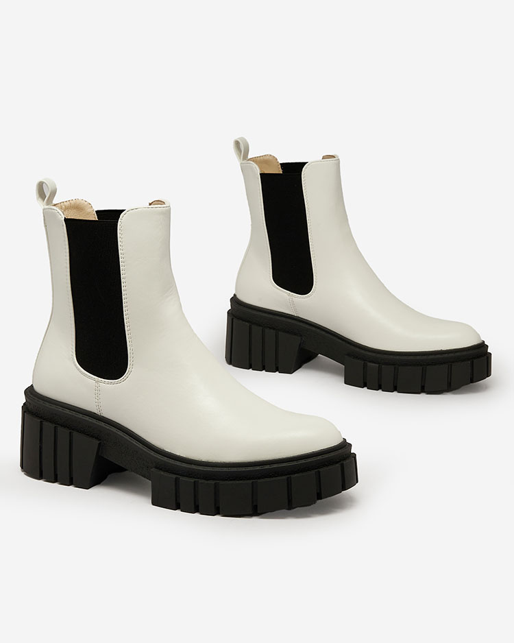 Resti White women&#039;s boots on a solid sole Eferope