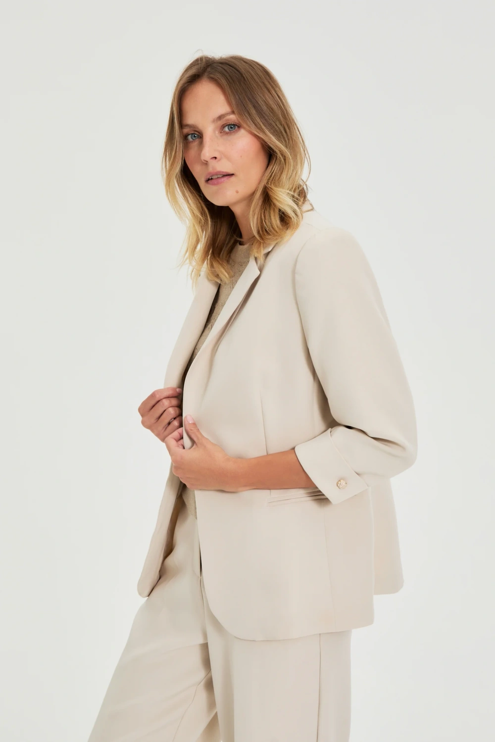 Dámske sako L-MR-4922 svetlobéžové