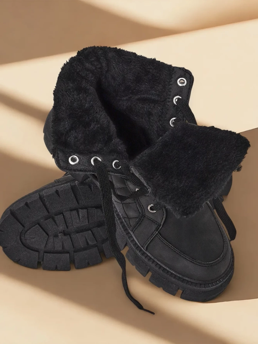 Resti Black women&#039;s insulated trapper boots Hogenaf