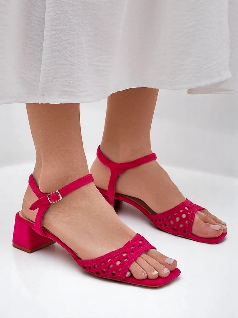 Resti Women&#039;s perforated sandals Azopi