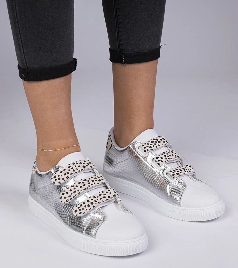 Gemre Sneakerși argintii cu finisaj animal print cu arici Astrala