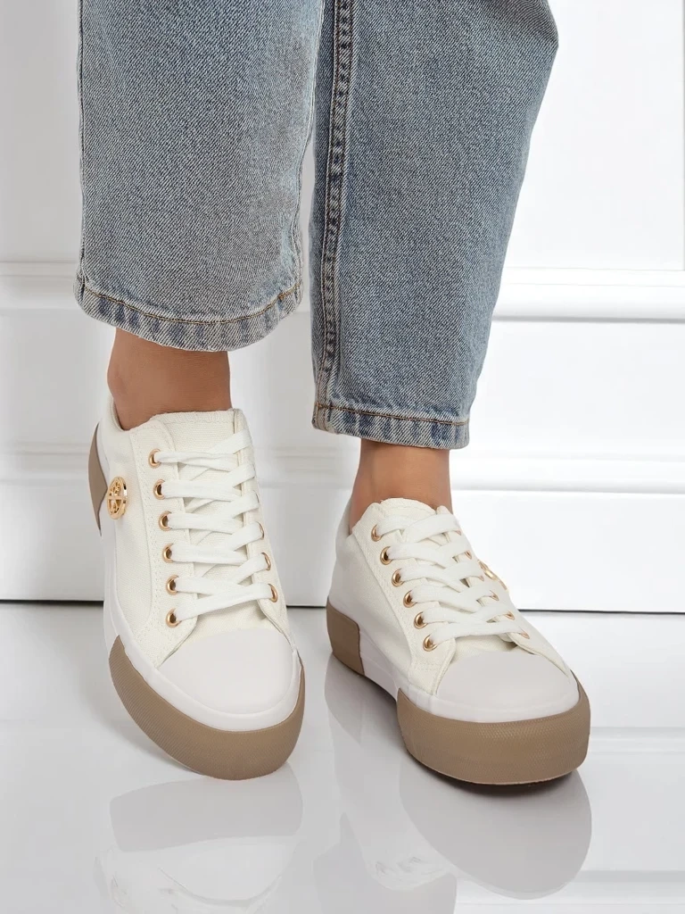 Resti Women's white Aurelio Canvas sneakers