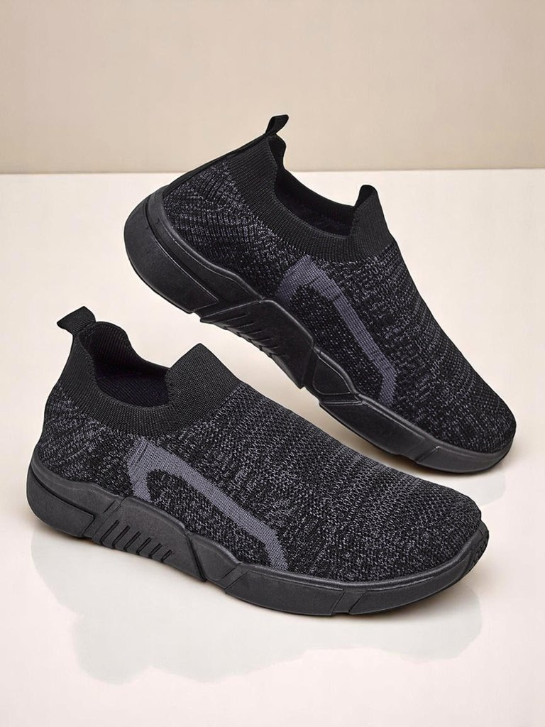 Resti Royal Fashion Women's slip-on fabric sports shoes Vena