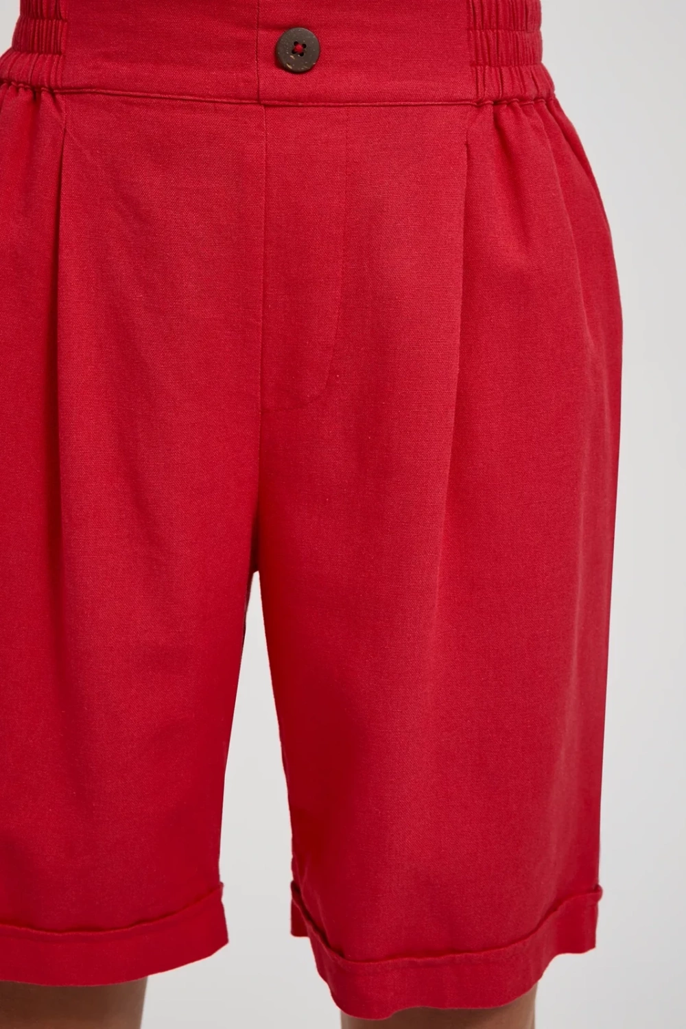 Women&#039;s viscose shorts MOODO - red