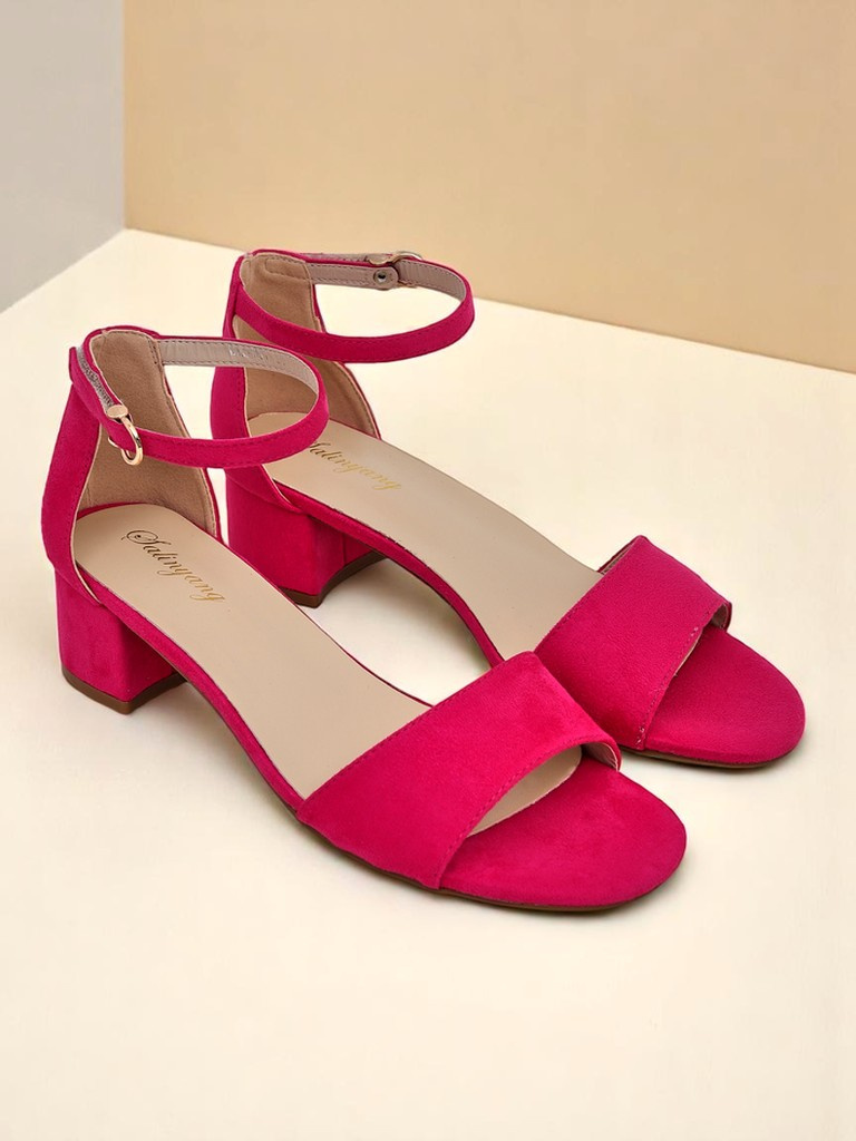 Resti Women&#039;s SoftHeels Low Heel Sandals