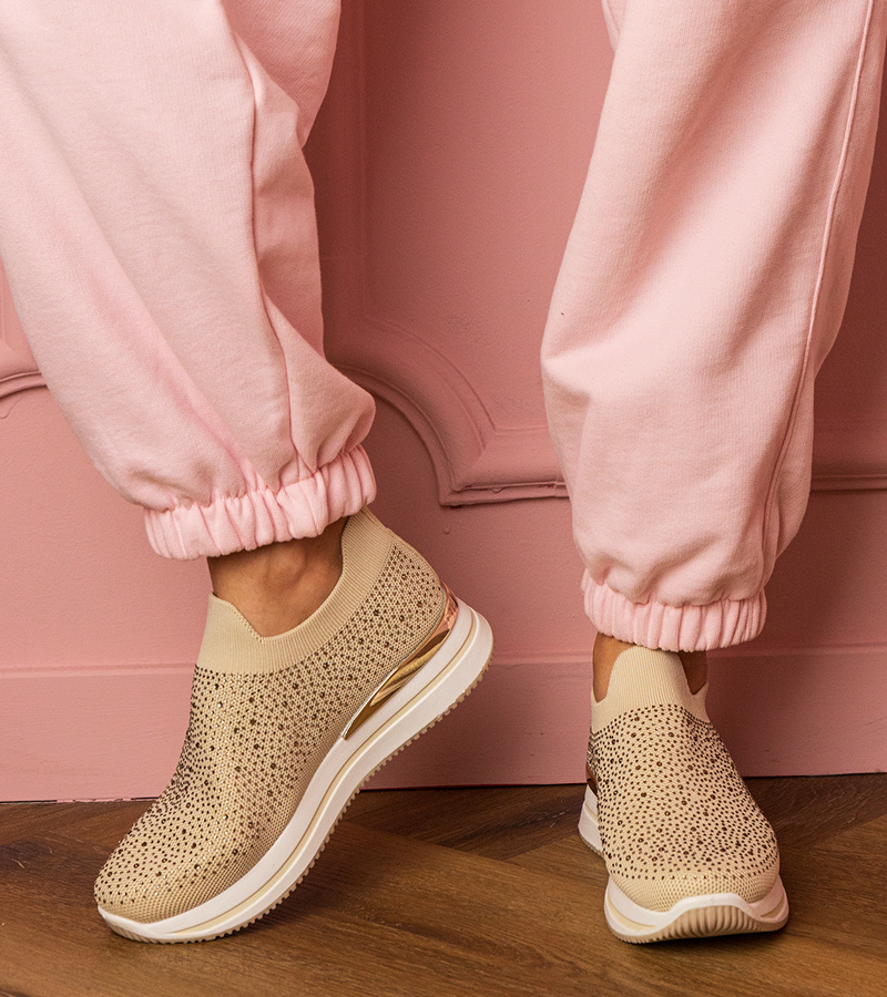 marka niezdefiniowana Beige women's platform sneakers with rhinestones Luizet