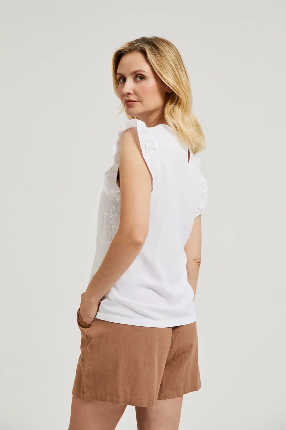 Women's blouse with gathering MOODO - white