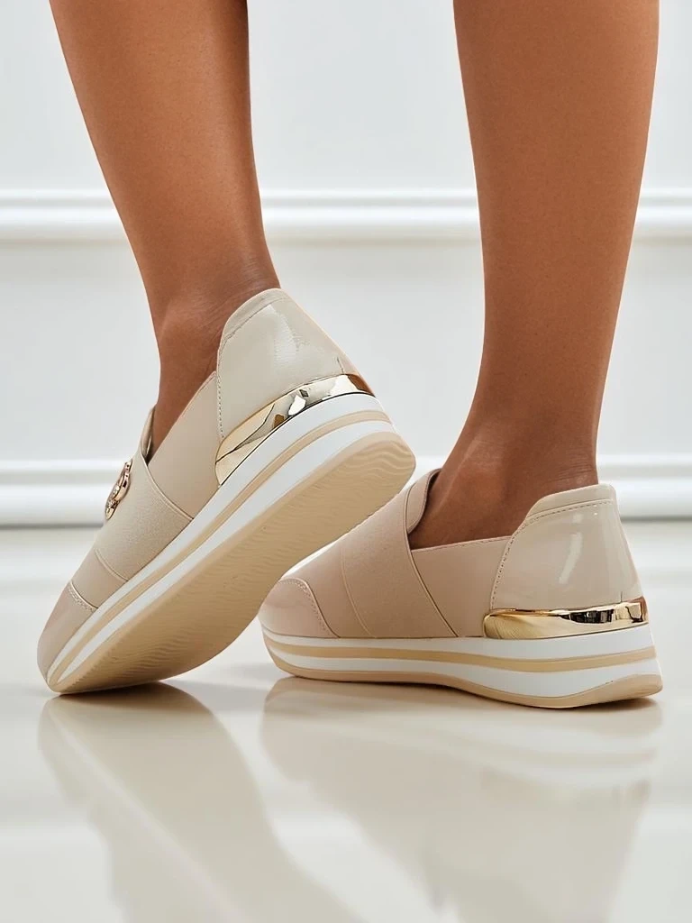 Resti Women's shoes with decoration Motill